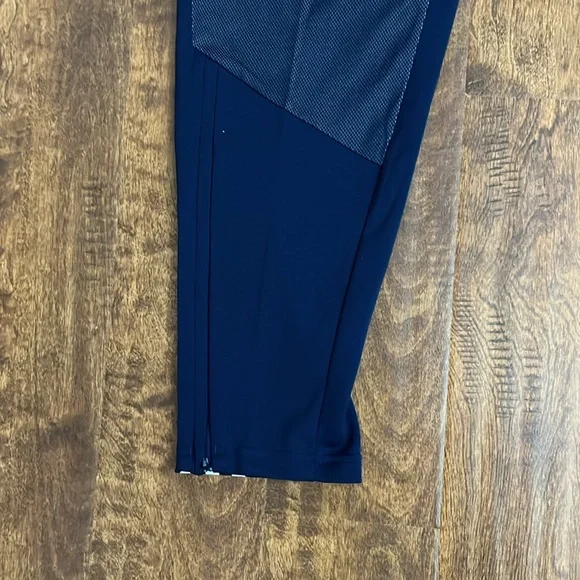 Adidas TIRO23 Training Joggers Size XL - Picture 17 of 17